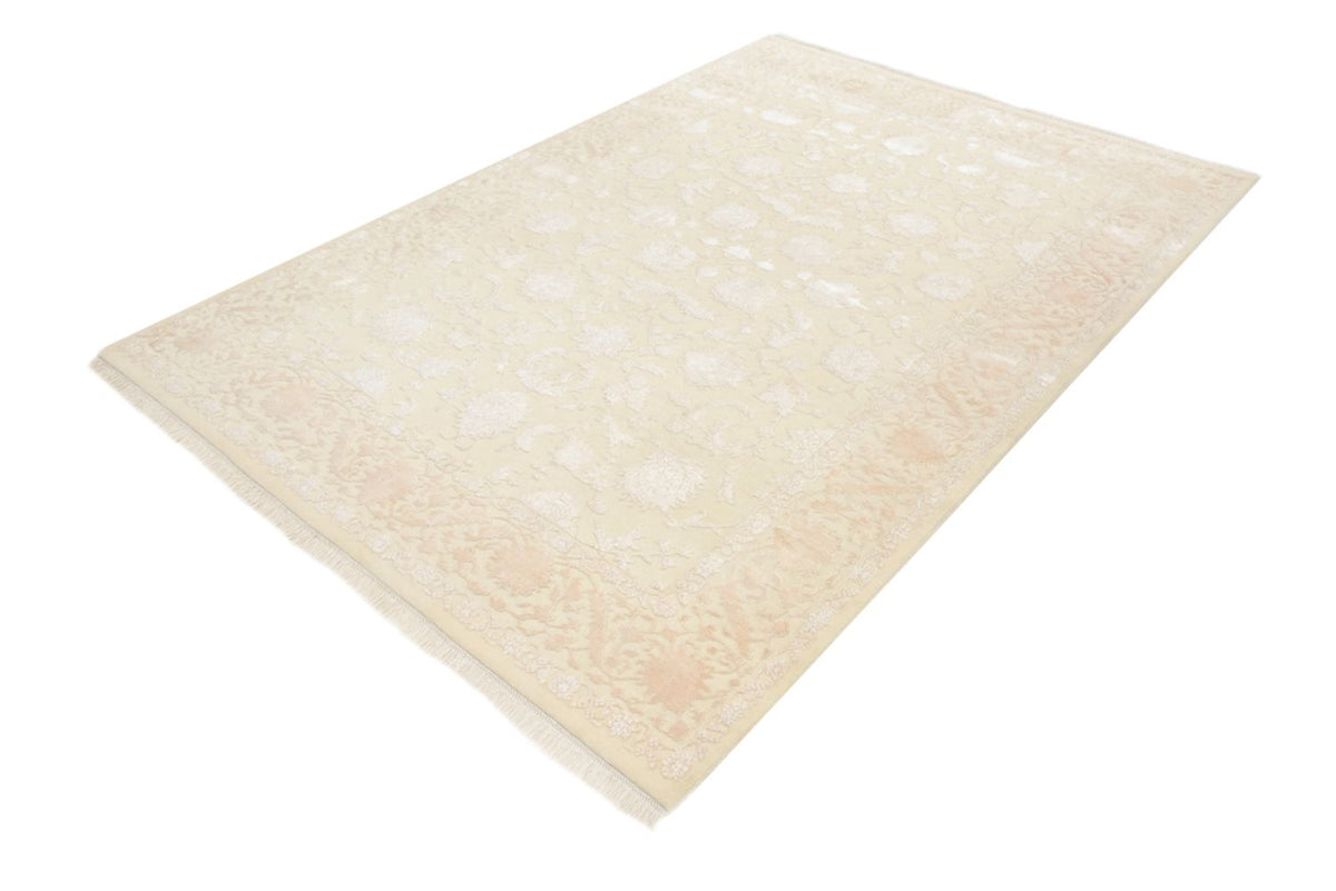Tapis oriental 170x242cm
