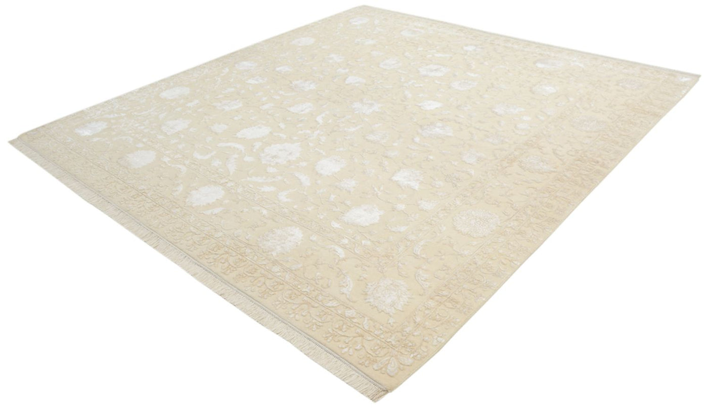Tapis oriental 255x250cm