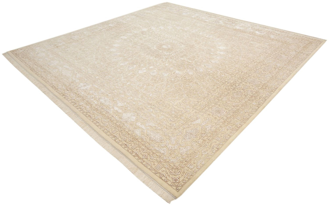 Tapis oriental 304x301cm