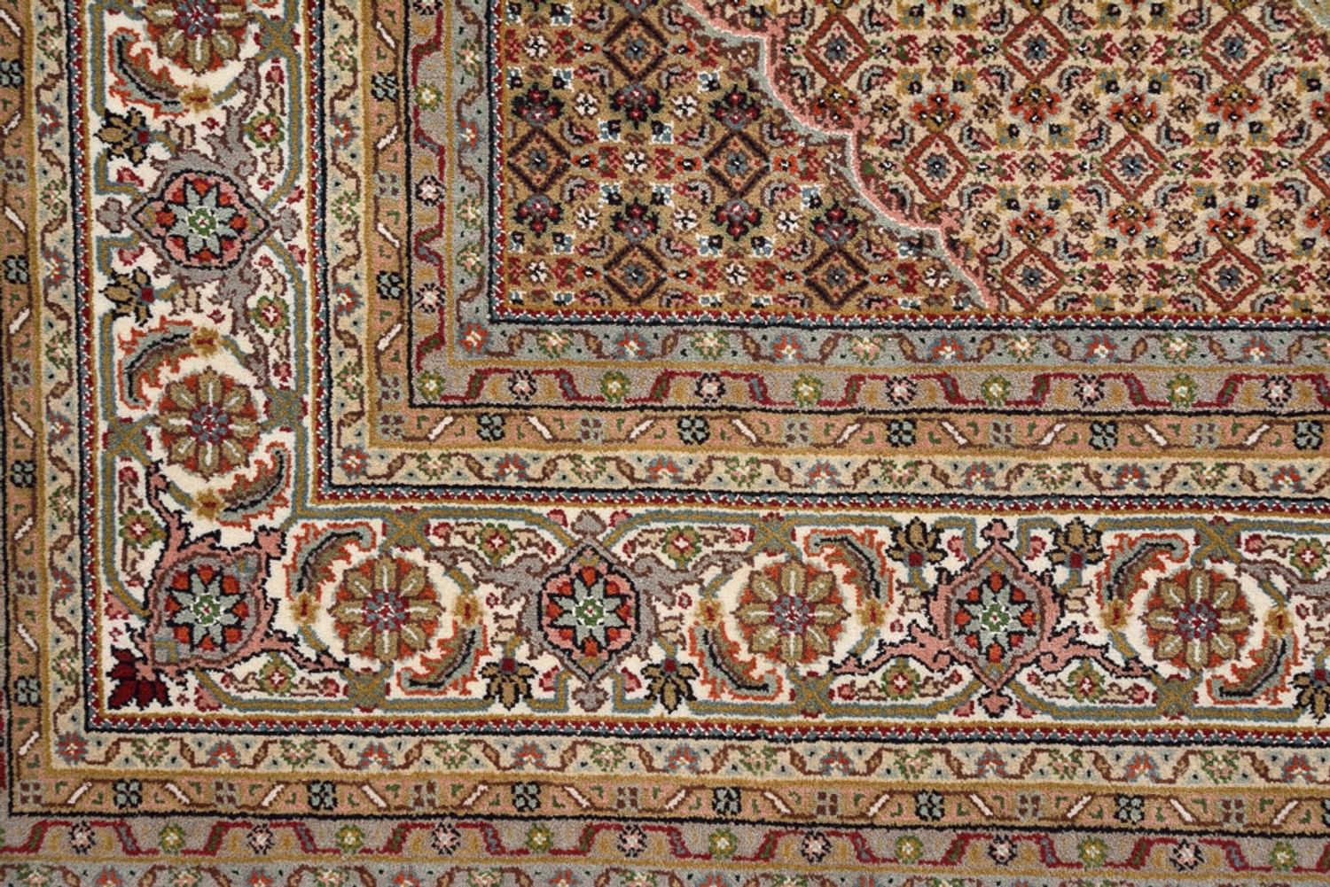 Tapis oriental - Tabriz - 352 x 250 cm - beige foncé
