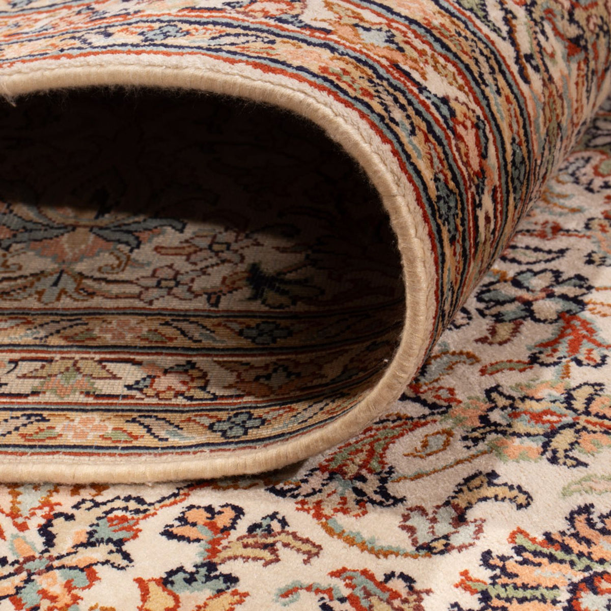 Tapis en soie - Soie du Cachemire - 326 x 216 cm - beige foncé