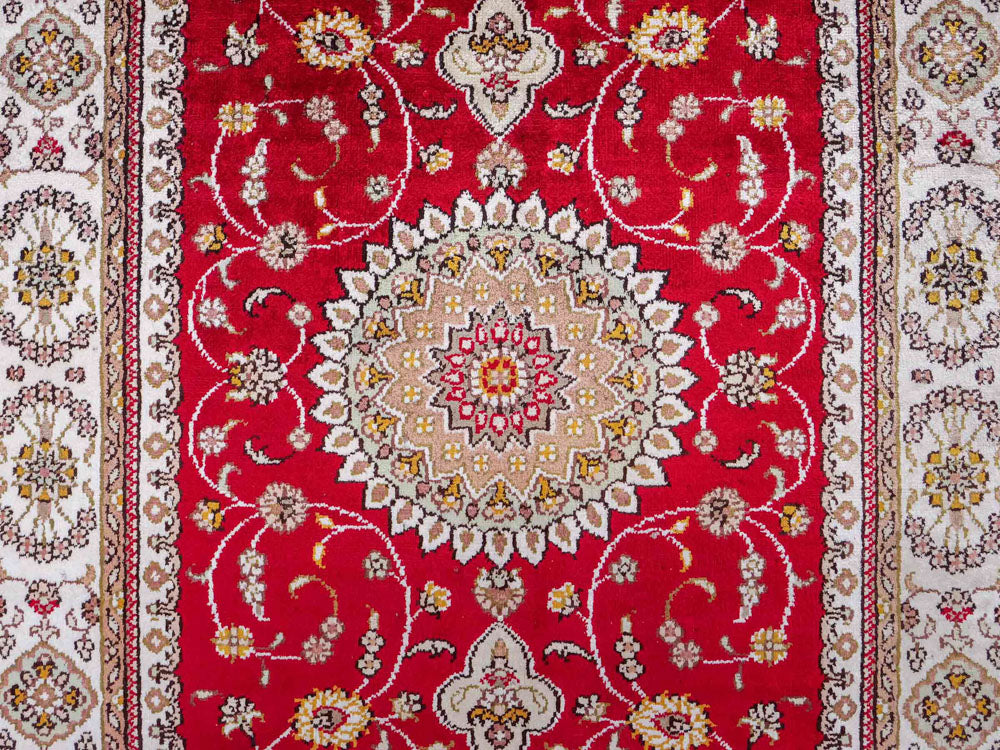 Tapis en soie - Soie chinoise - 120 x 77 cm - rouge