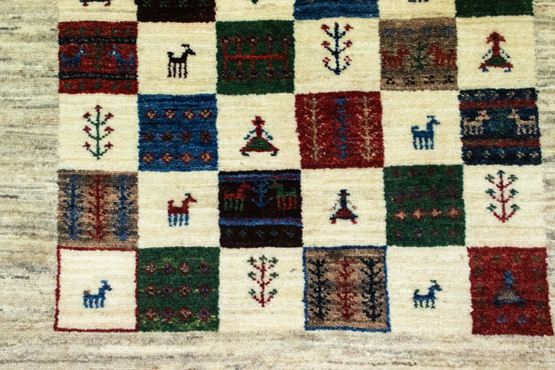 Tapis Gabbeh - Loribaft Persan - 124 x 83 cm - colorée
