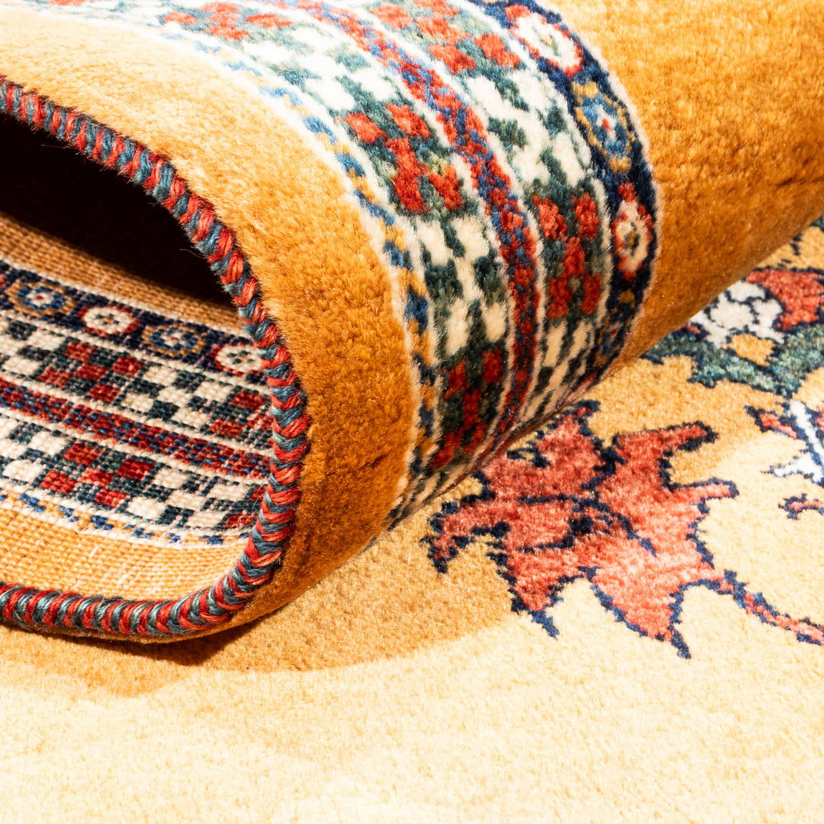 Tapis Gabbeh - Persan - 148 x 105 cm - or