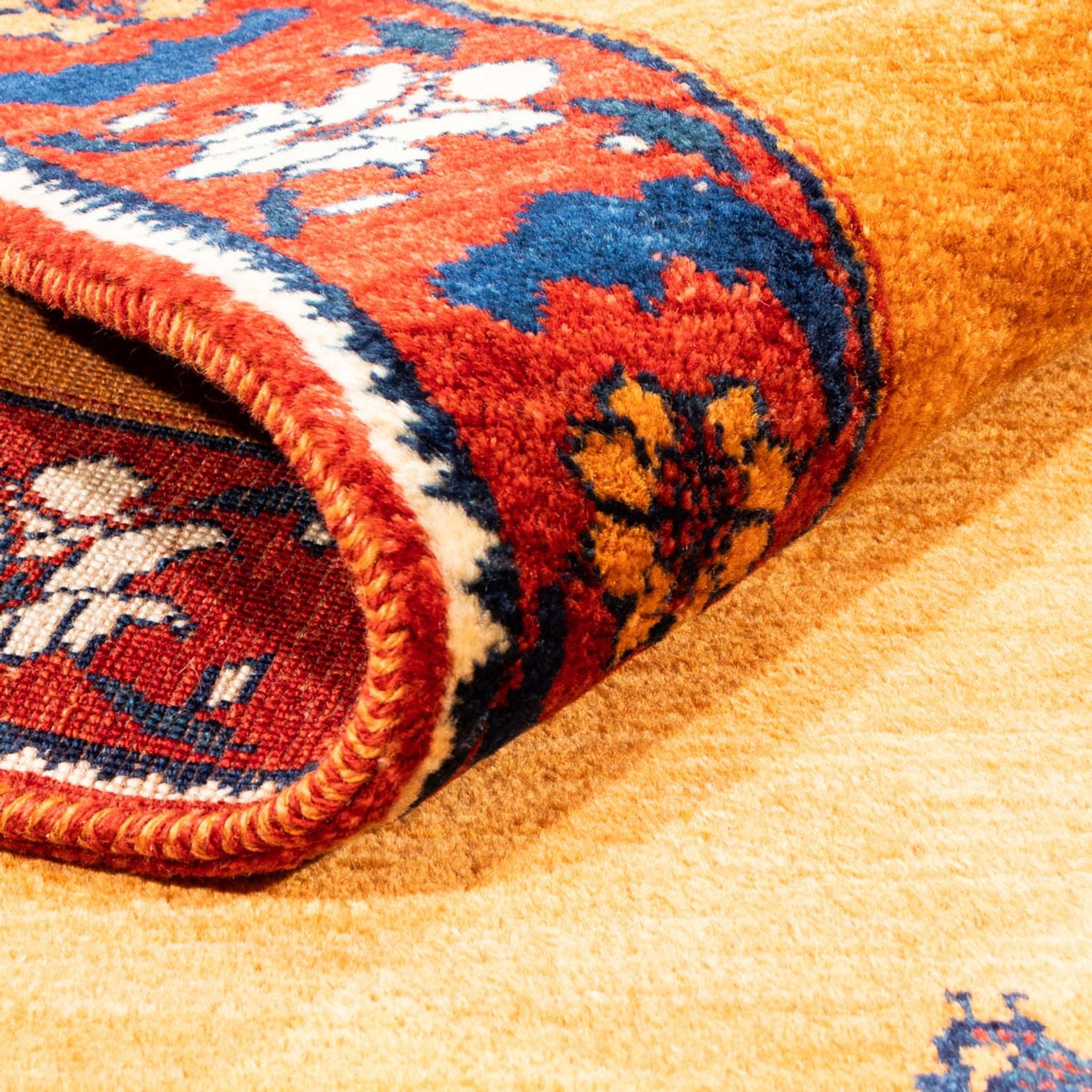 Tapis Gabbeh - Persan - 162 x 107 cm - or