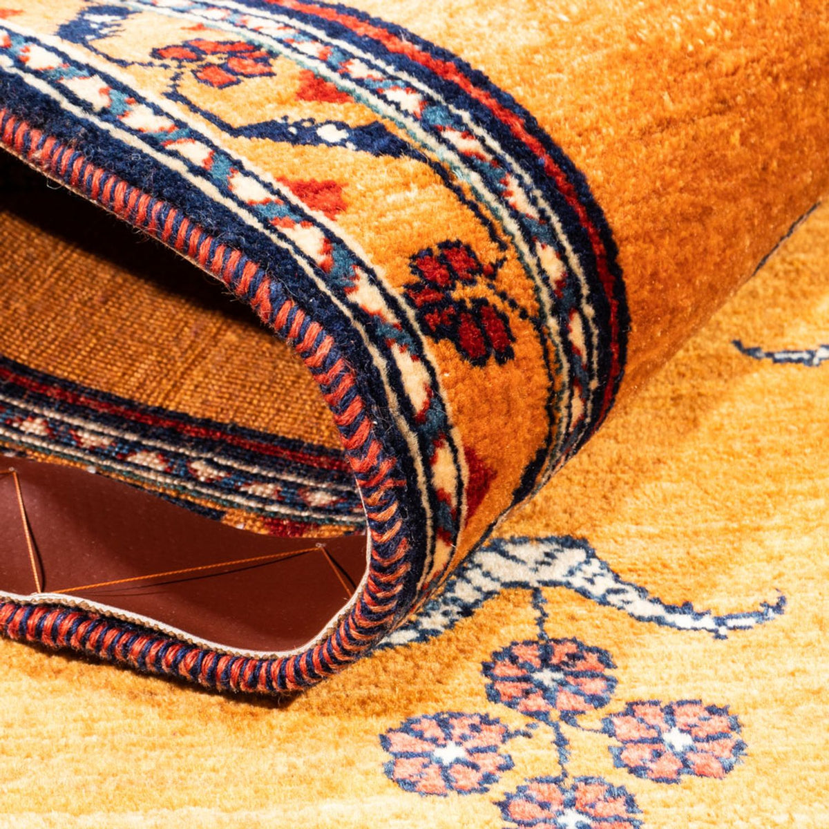 Tapis Gabbeh - Persan - 150 x 102 cm - or