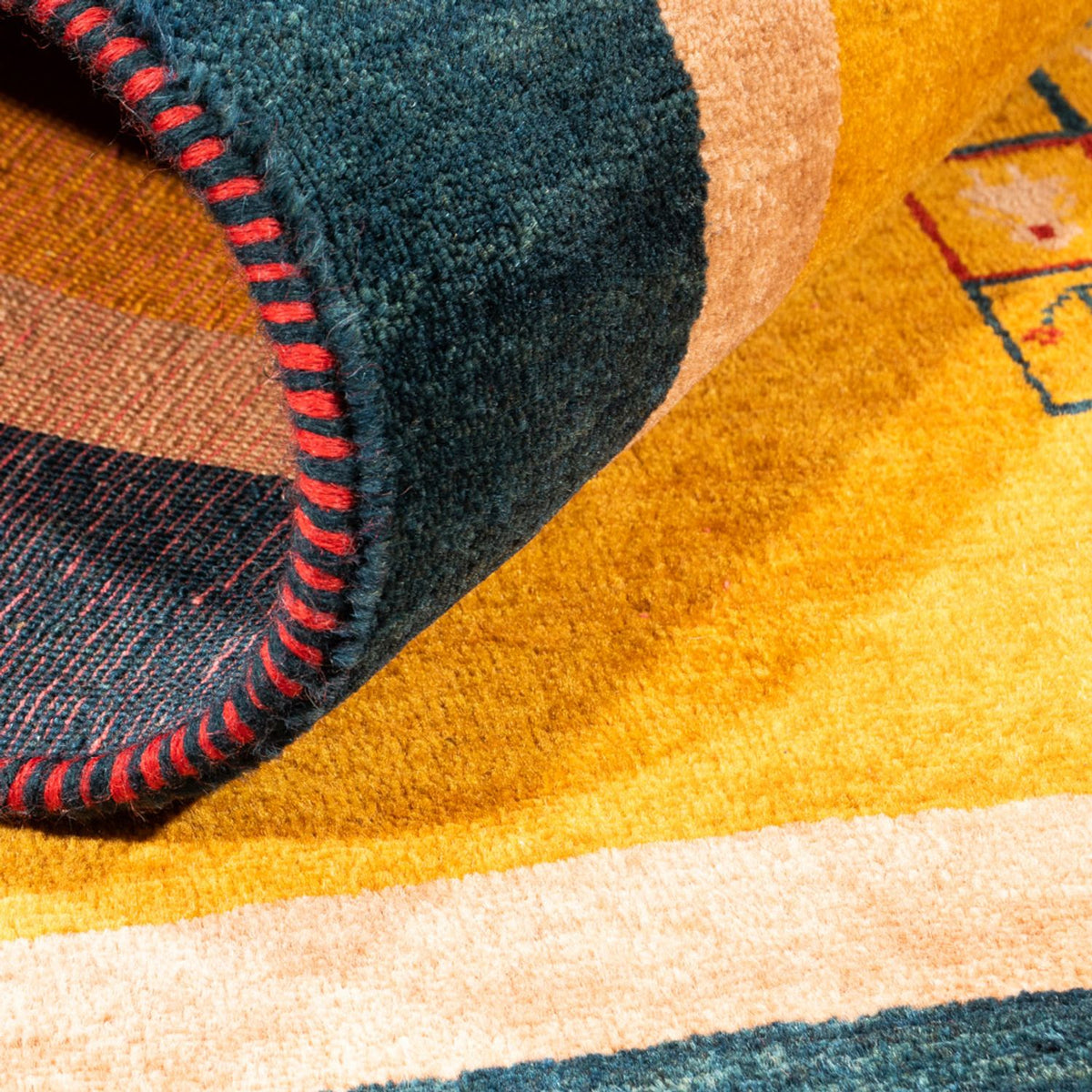 Tapis Gabbeh - Persan - 155 x 108 cm - or