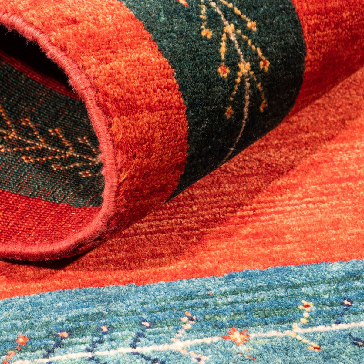 Tapis Gabbeh - Persan - 129 x 83 cm - rouge