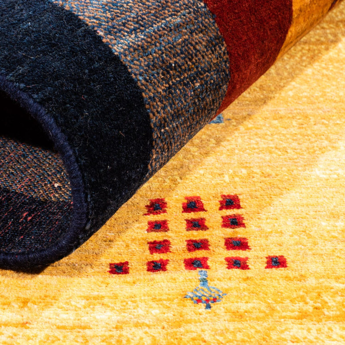 Tapis Gabbeh - Persan - 157 x 106 cm - or