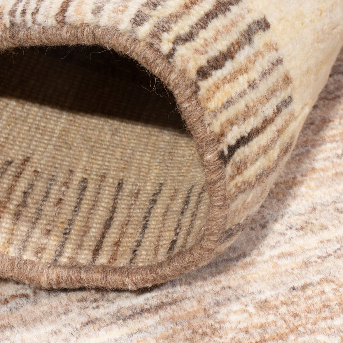 Tapis Gabbeh - Persan - 149 x 101 cm - marron clair