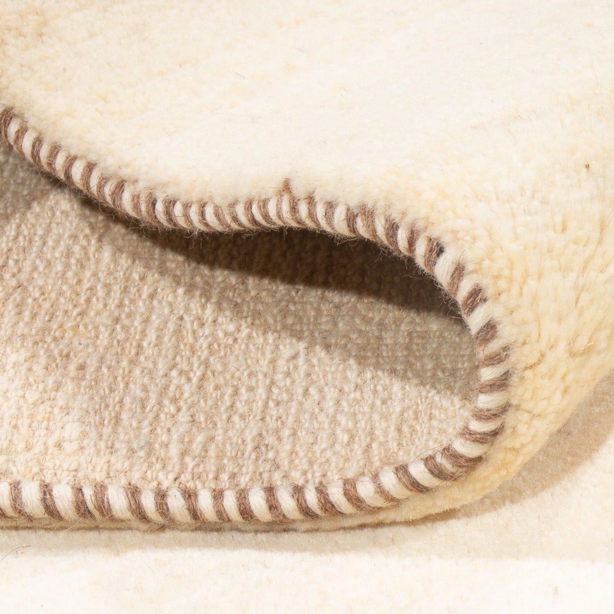 Tapis Gabbeh - Persan - 241 x 166 cm - beige clair