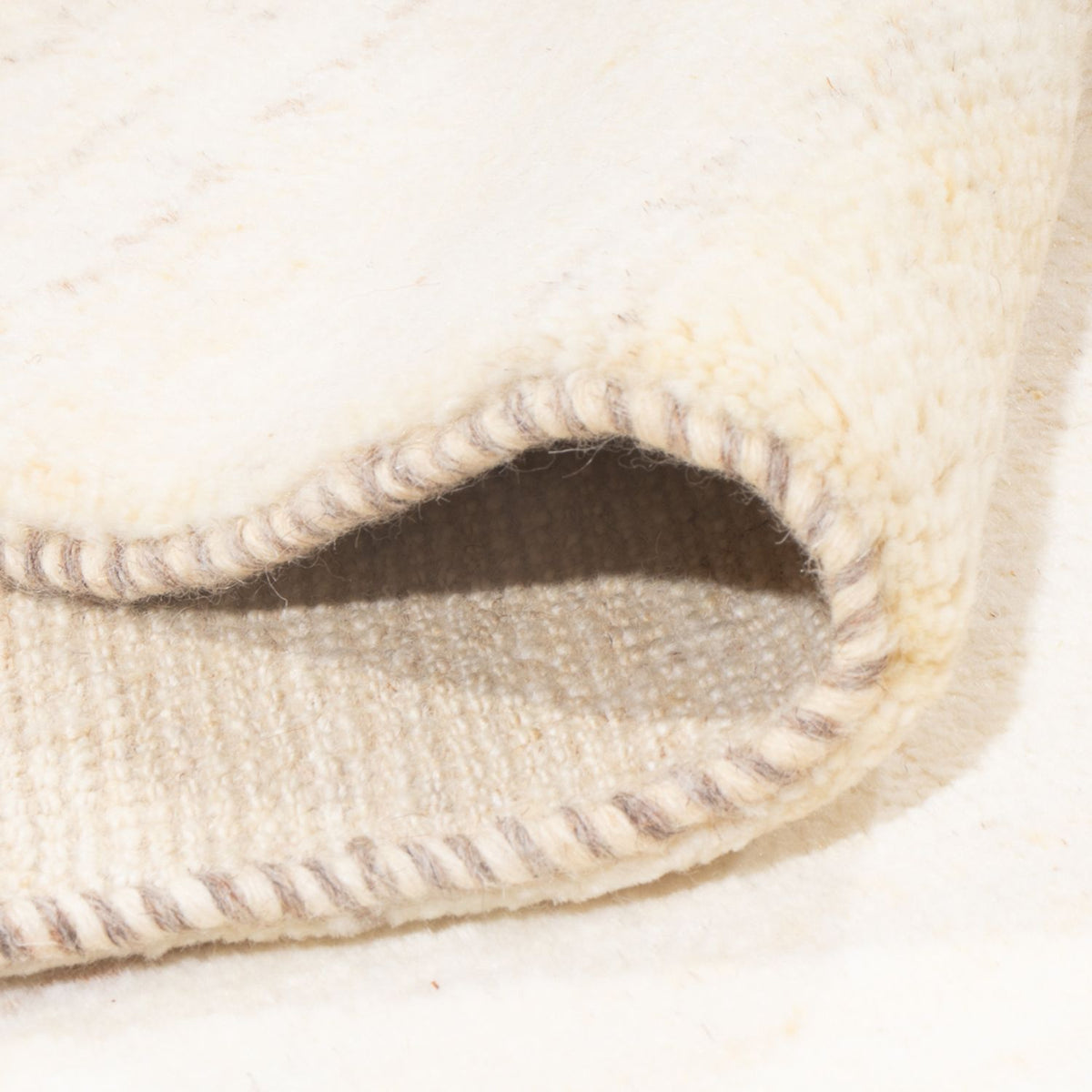 Tapis Gabbeh - Persan - 248 x 192 cm - blanc