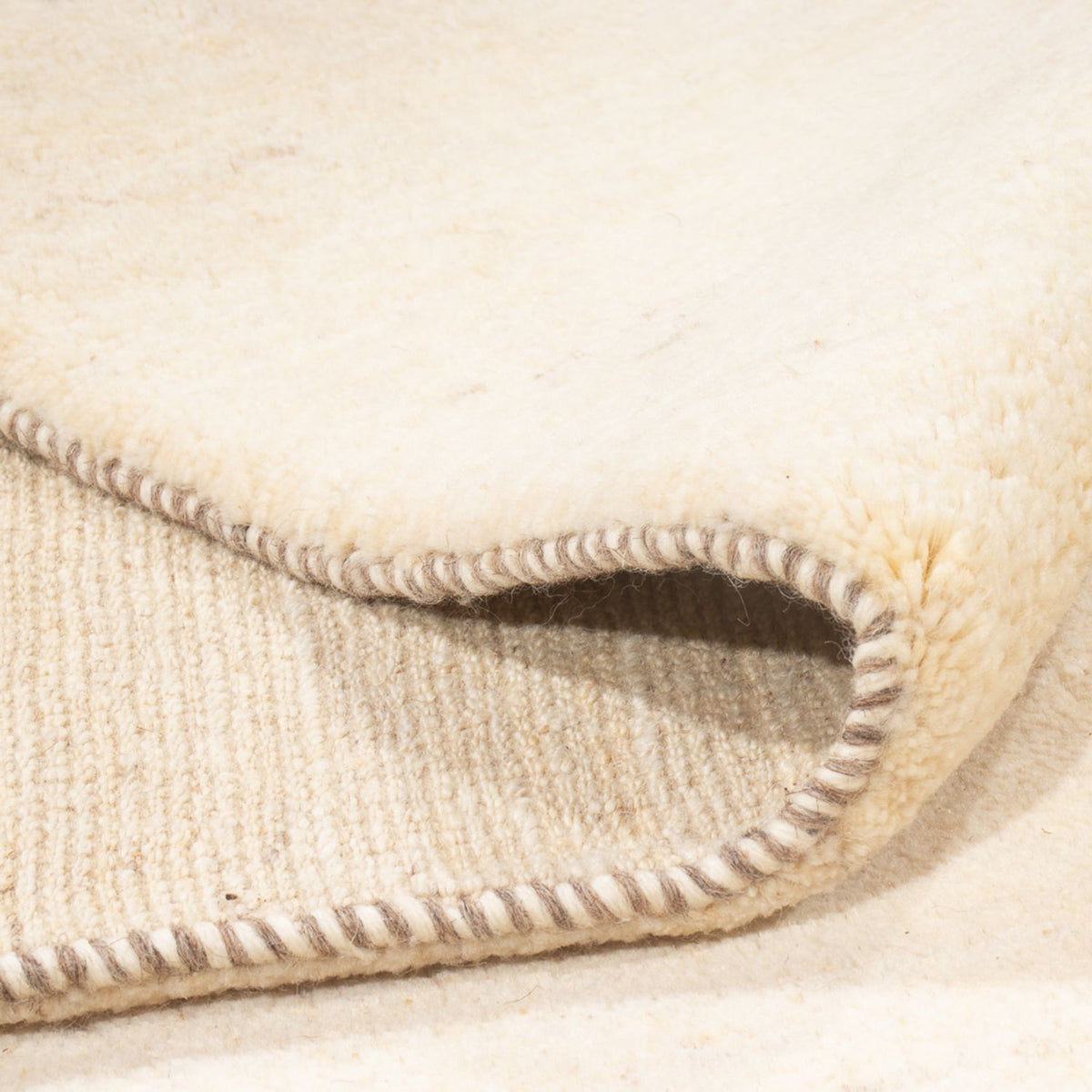 Tapis Gabbeh - Persan - 240 x 172 cm - beige clair