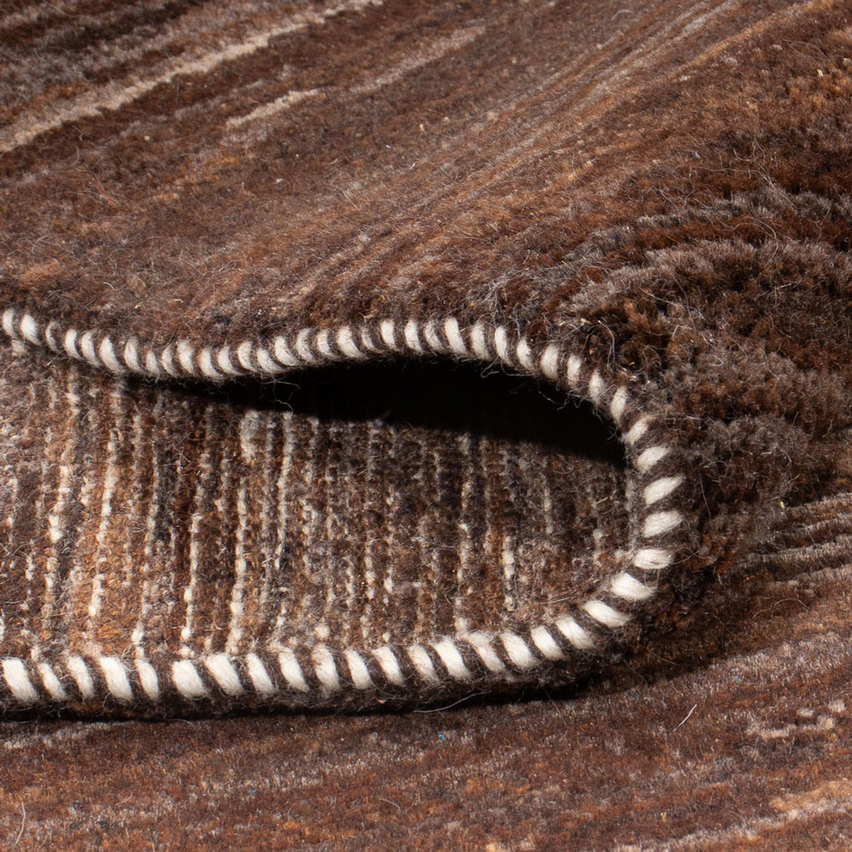 Tapis Gabbeh - Persan - 192 x 158 cm - marron foncé