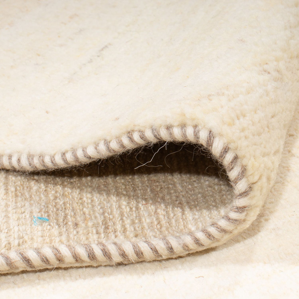 Tapis Gabbeh - Persan - 247 x 178 cm - blanc naturel