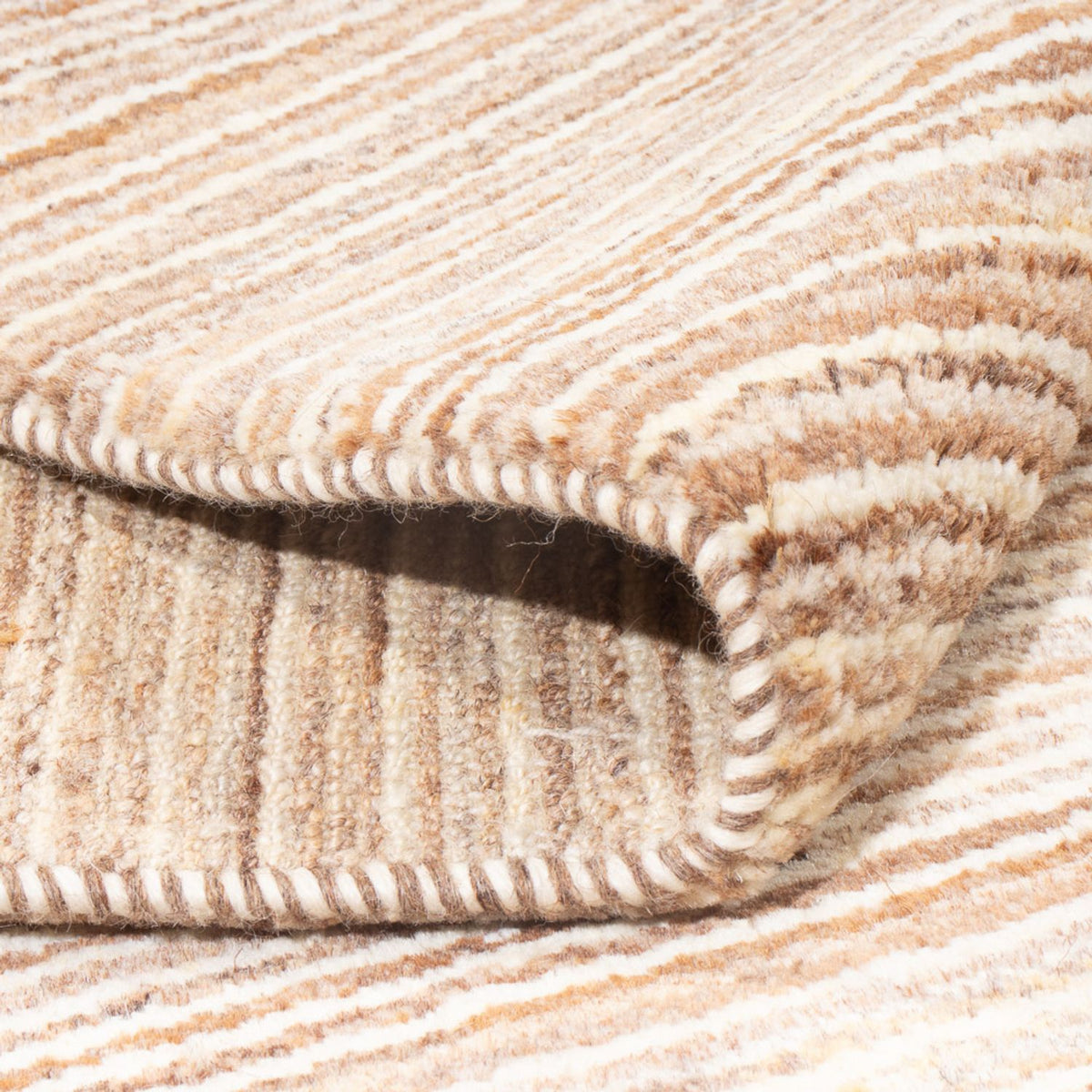 Tapis Gabbeh - Persan - 235 x 215 cm - beige clair