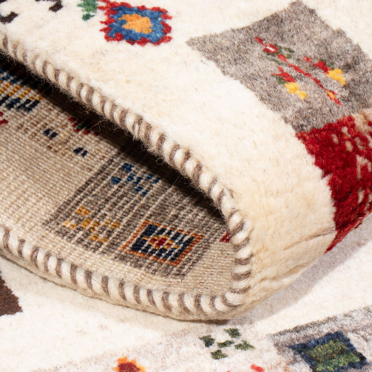 Tapis Gabbeh - Loribaft Persan - 126 x 88 cm - multicolore