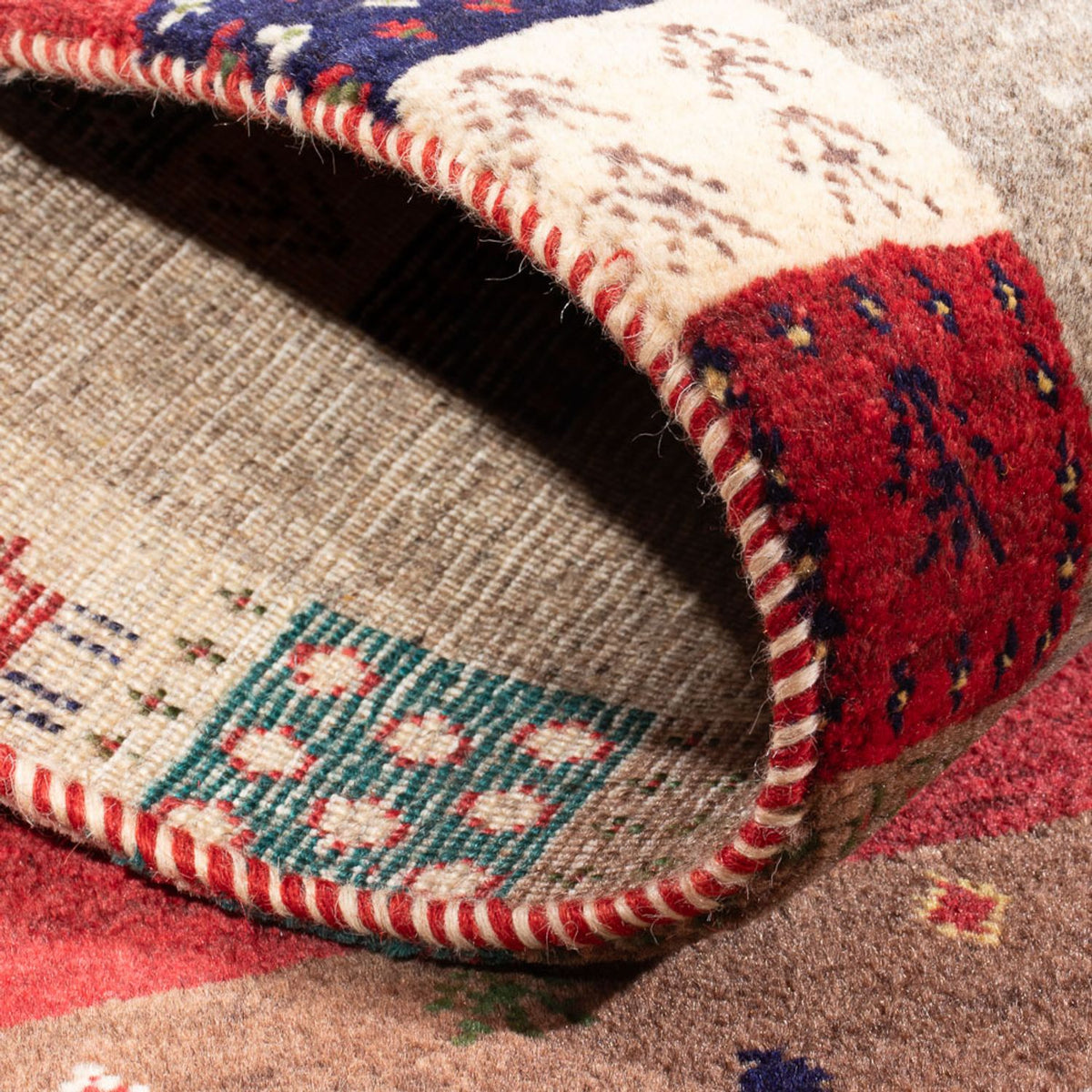 Tapis Gabbeh - Loribaft Persan - 122 x 83 cm - multicolore