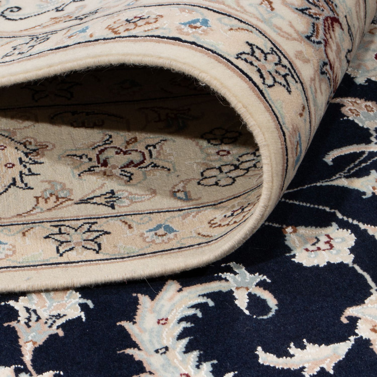 Tapis persan - Nain - 235 x 172 cm - bleu foncé