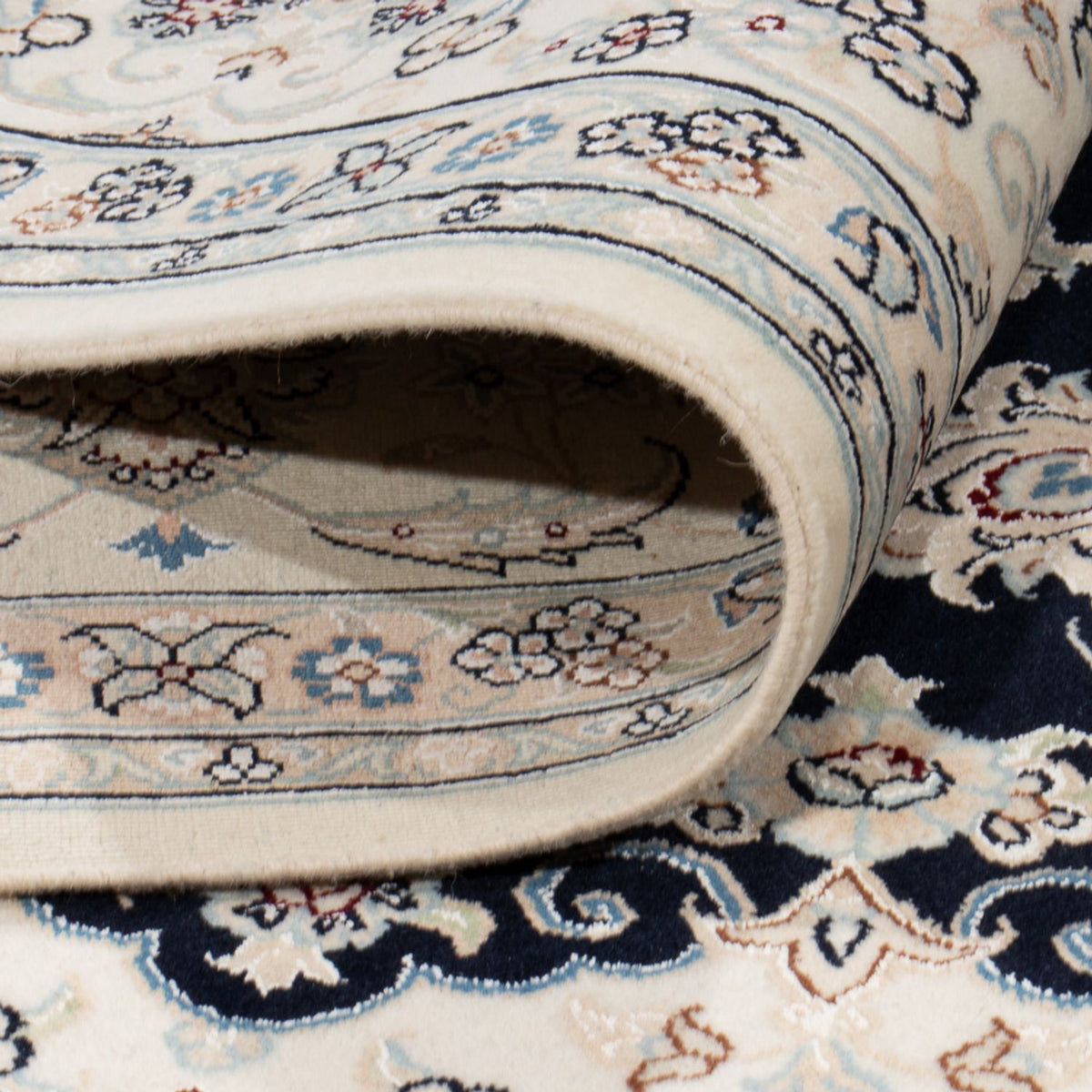 Tapis persan - Nain - 263 x 225 cm - bleu foncé