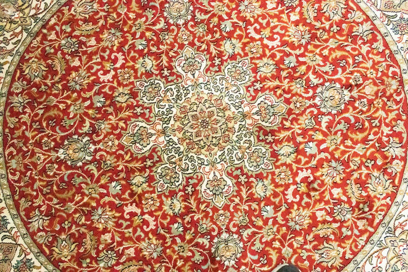 Tapis en soie - Soie du Cachemire carré  - 158 x 150 cm - rouge
