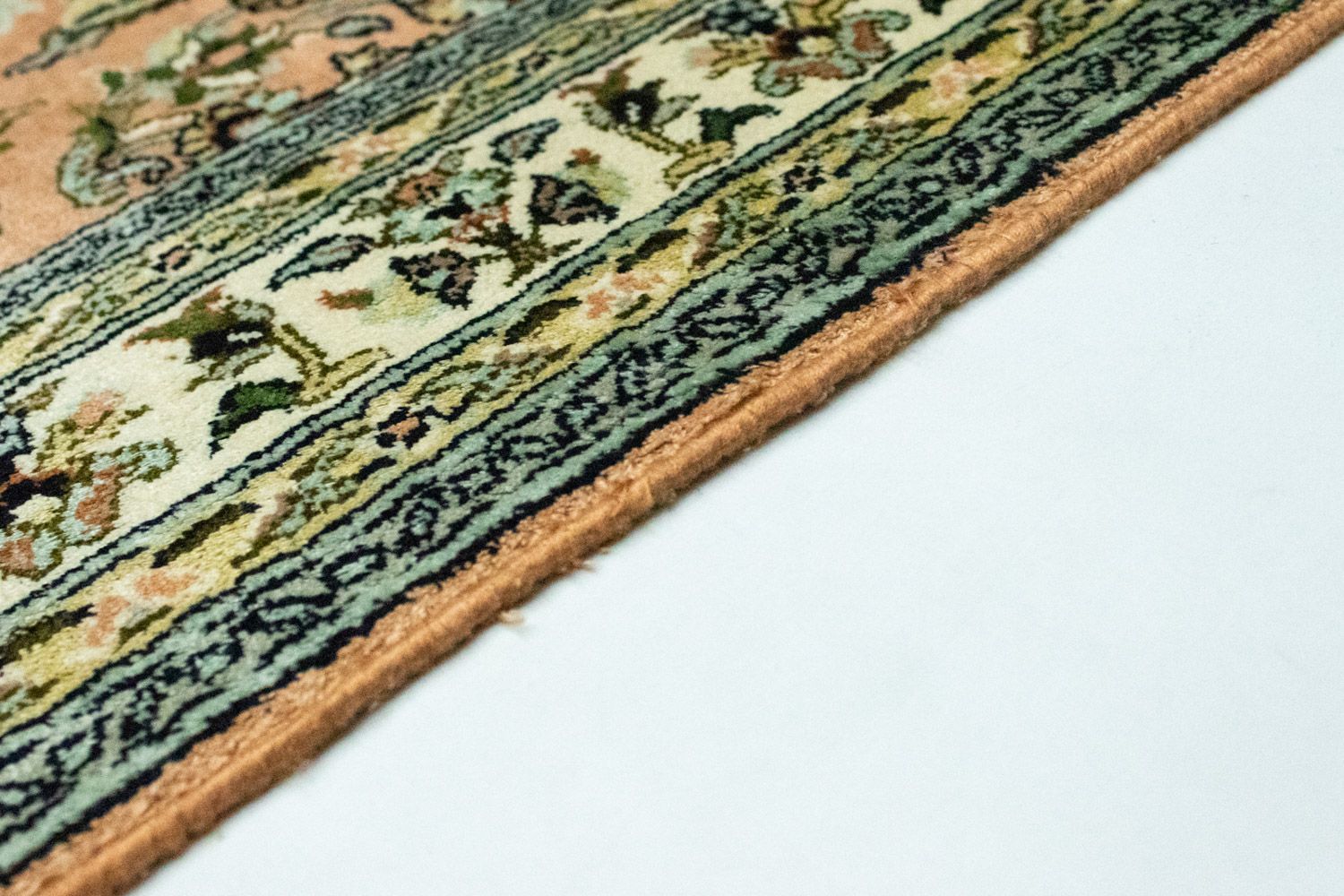 Tapis en soie - Soie du Cachemire - 93 x 64 cm - saumon