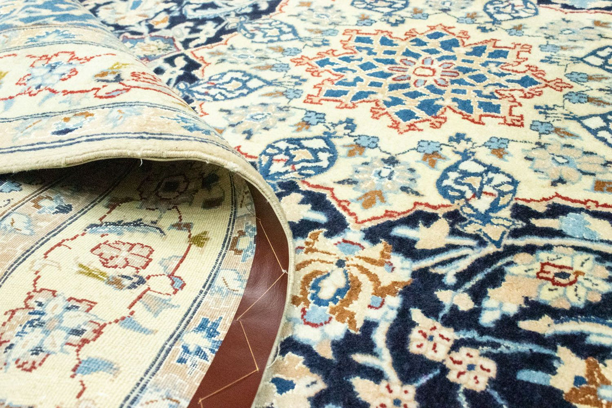 Tapis persan - Nain - Royal - 227 x 138 cm - bleu foncé