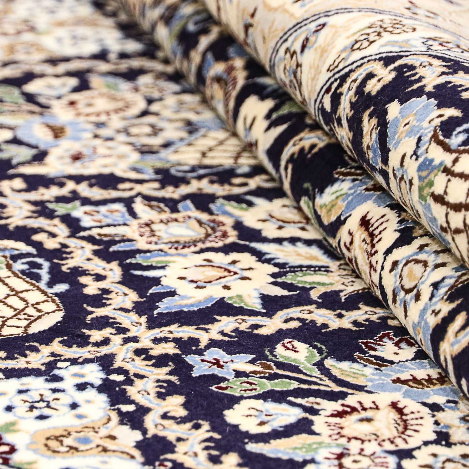 Tapis persan - Nain - Premium - 243 x 151 cm - beige