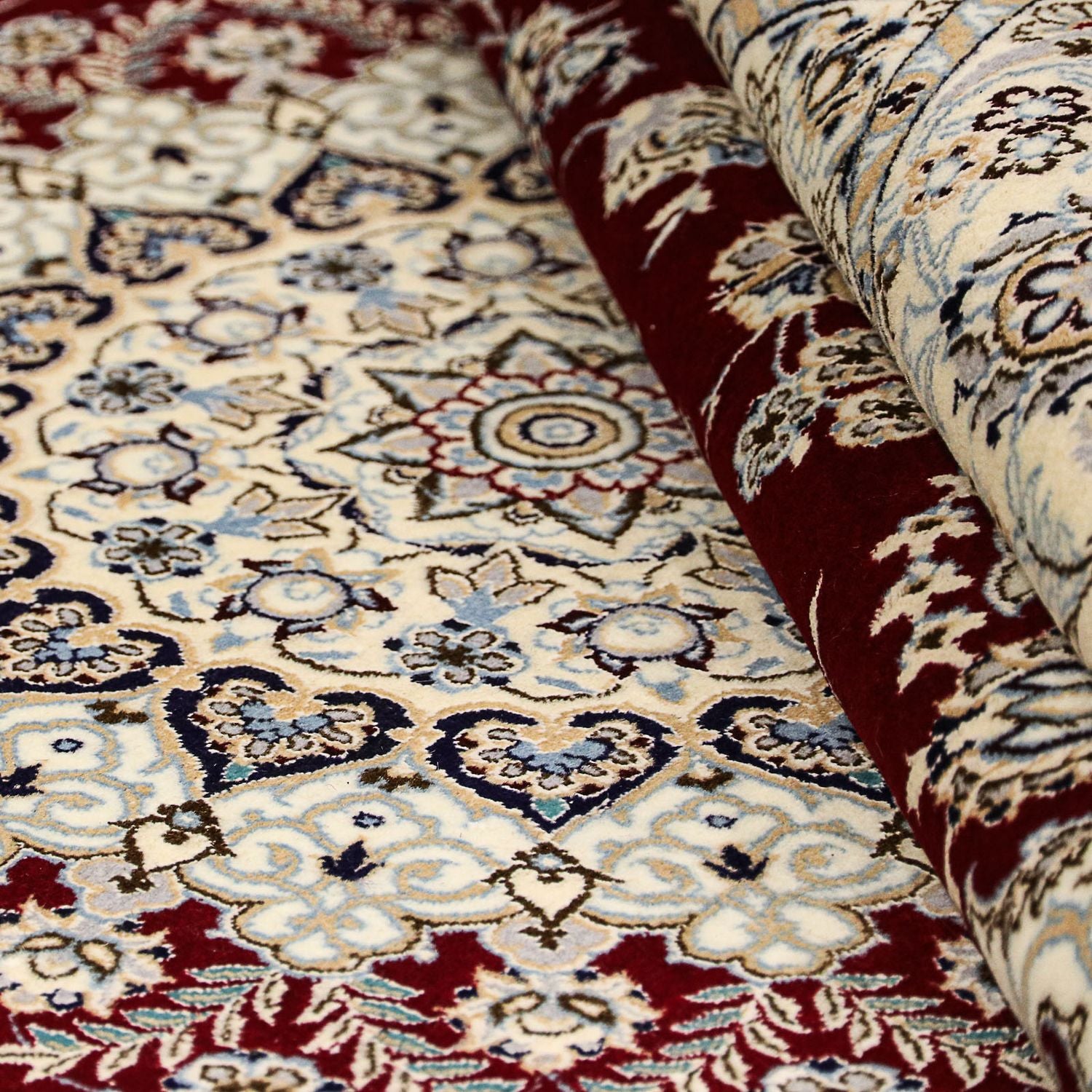 Tapis persan - Nain - Premium carré  - 207 x 206 cm - rouge foncé