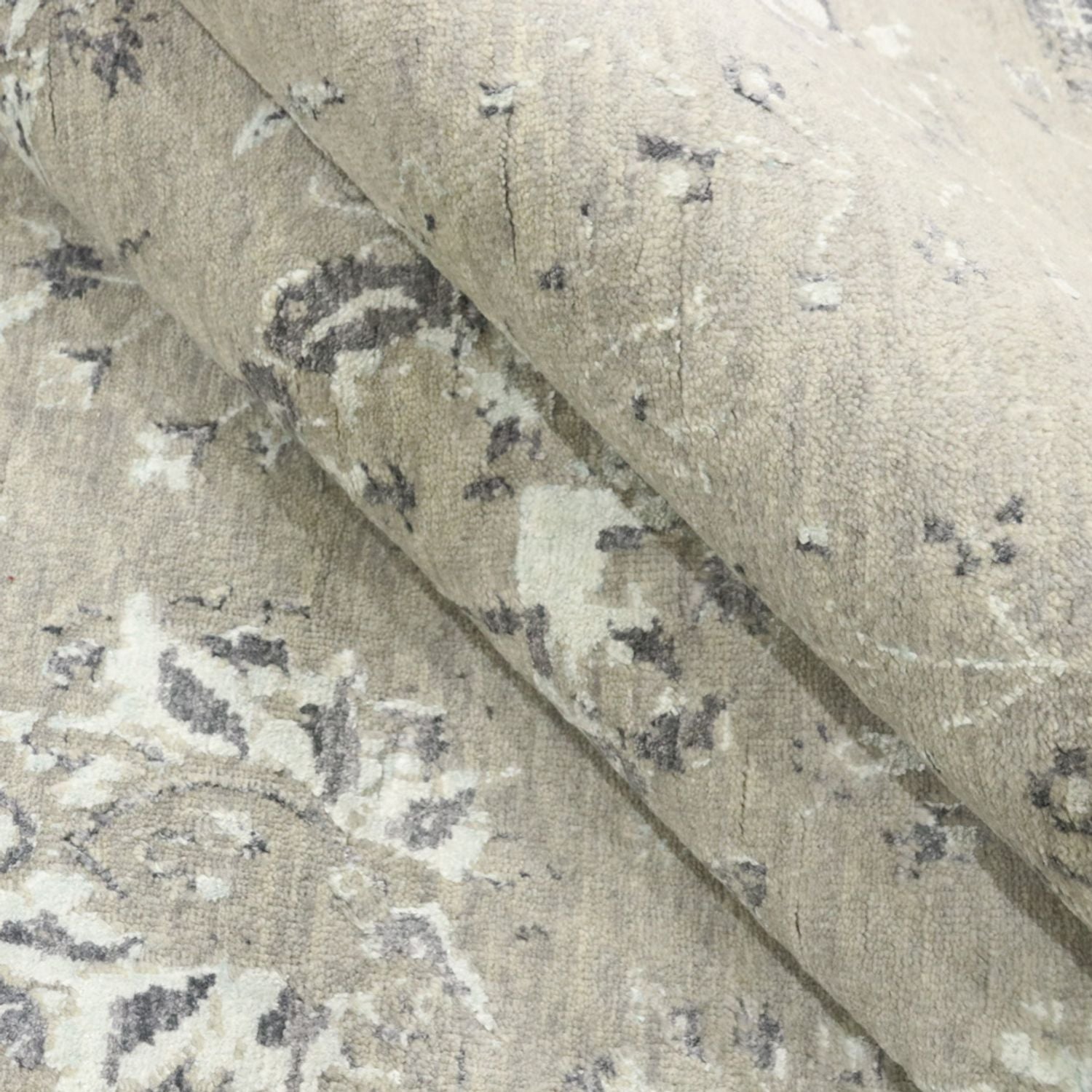 Tapis design - 305 x 244 cm - argent