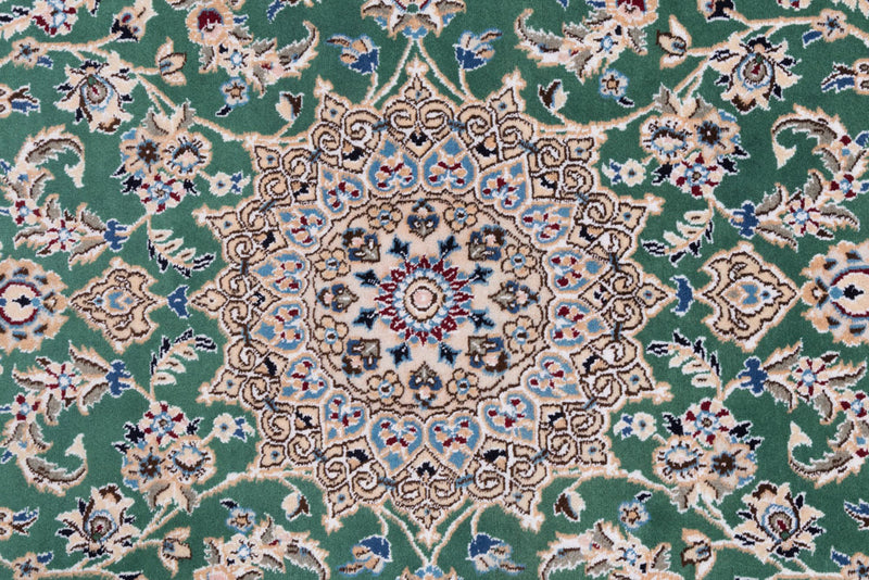 Perserteppich - Nain - 136 x 88 cm - grün