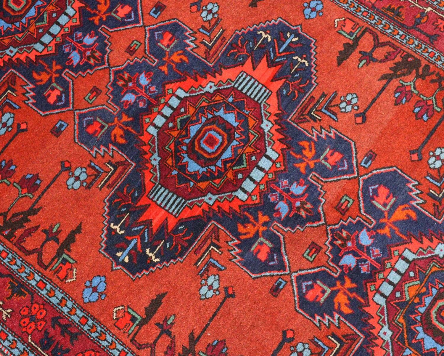 Tapis oriental - 207 x 121 cm - rouge foncé