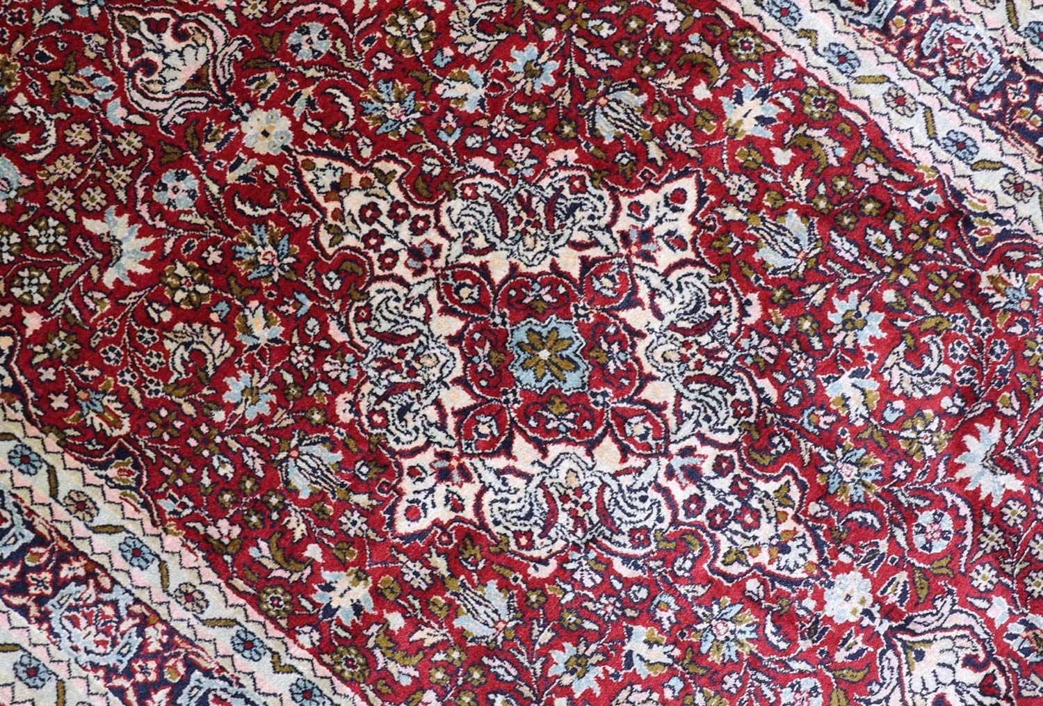 Tapis en soie - Soie du Cachemire - 150 x 90 cm - rouge foncé