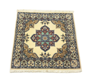 Tapis persan - Nain carré  - 105 x 97 cm - blanc naturel