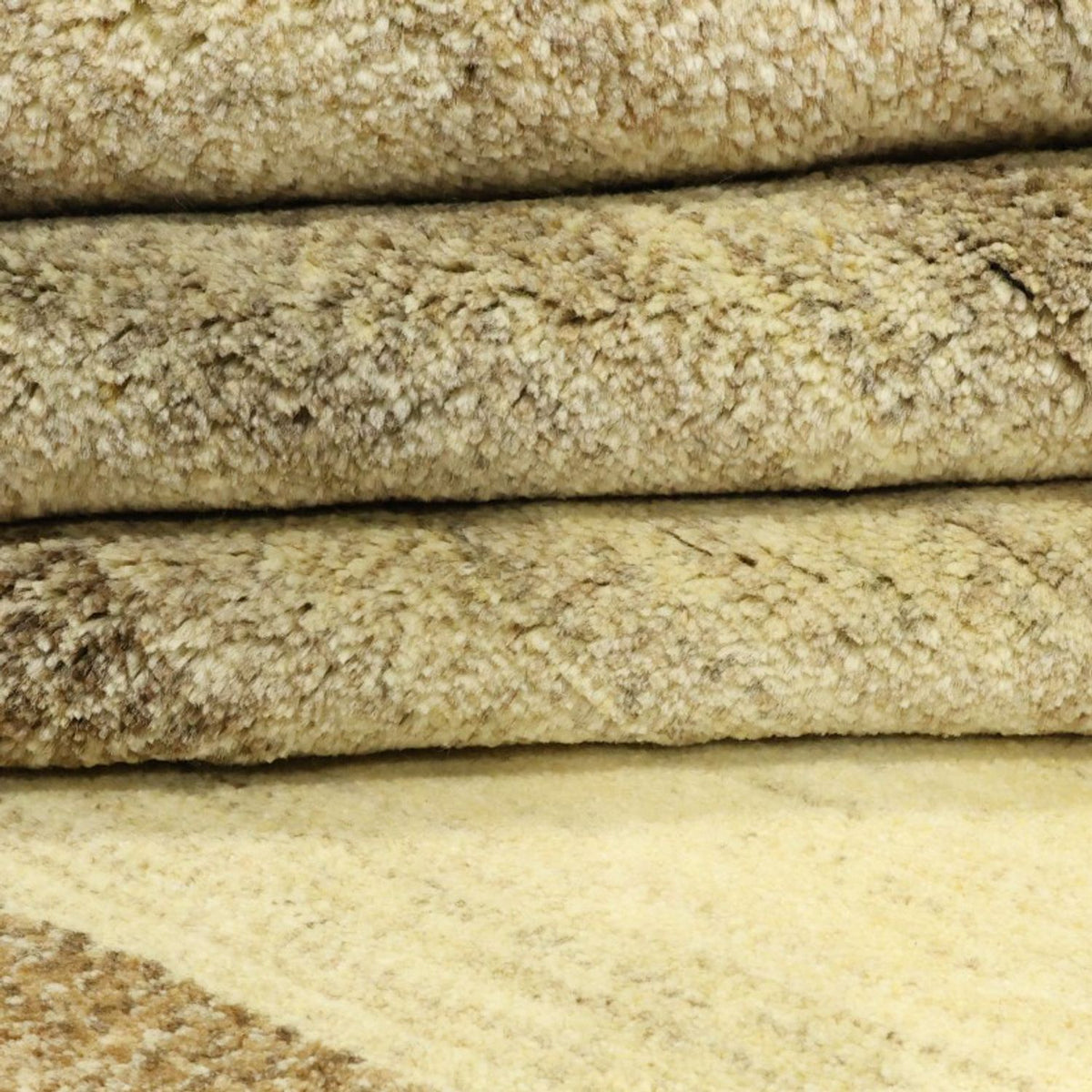 Tapis Gabbeh - Persan - 329 x 247 cm - beige foncé