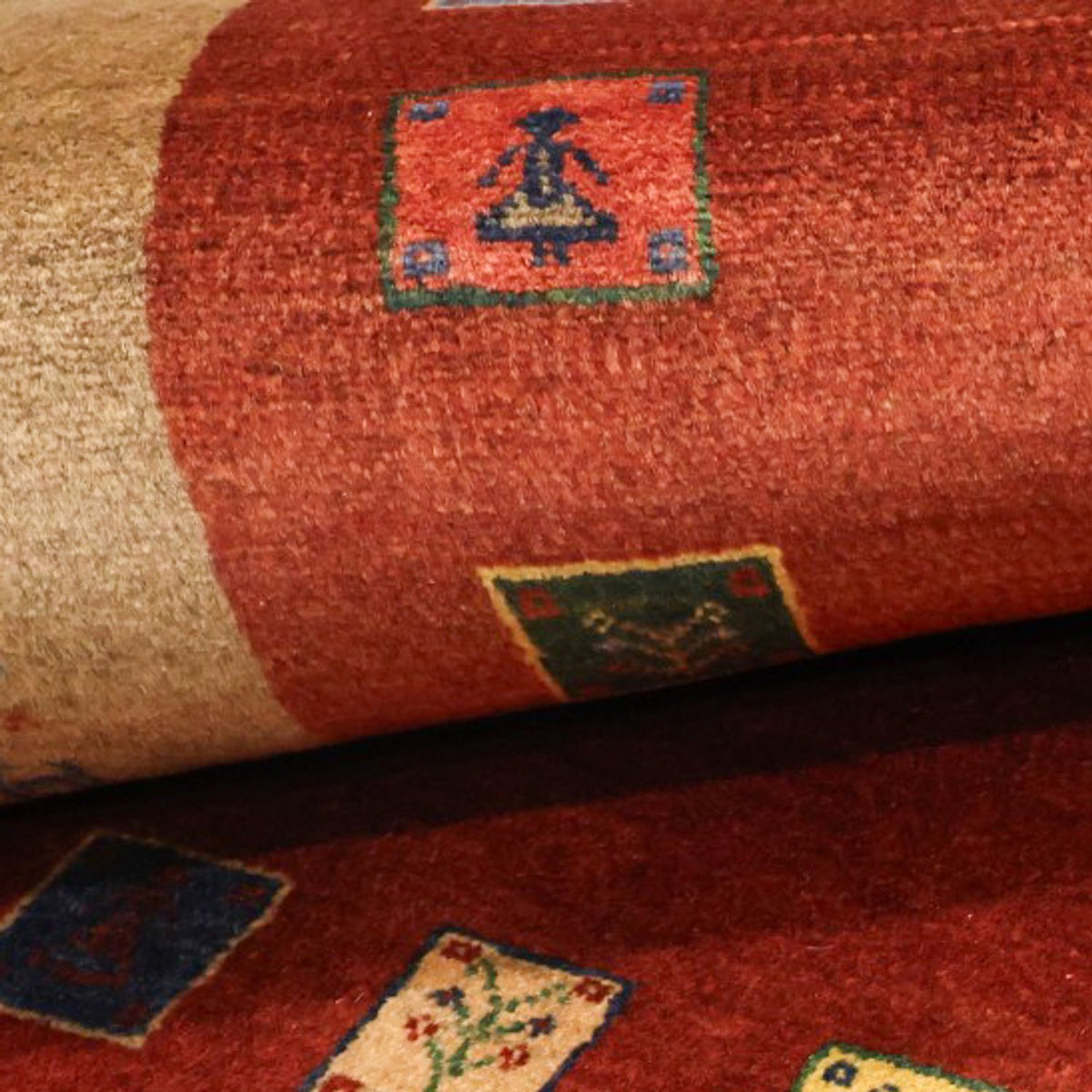 Tapis Gabbeh - Persan Kashkuli - 184 x 121 cm - rouge