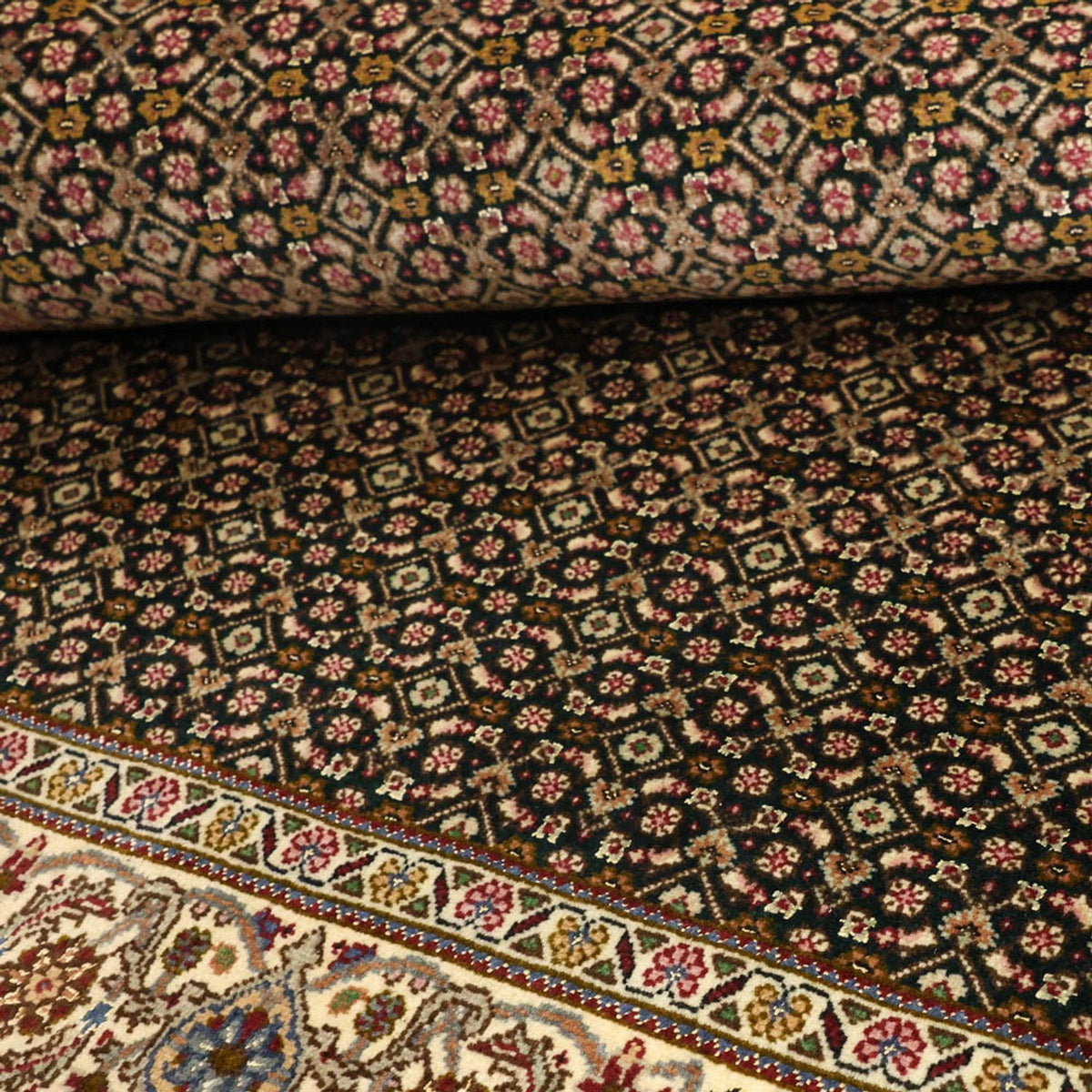 Tapis persan - Tabriz - Royal - 144 x 106 cm - vert olive