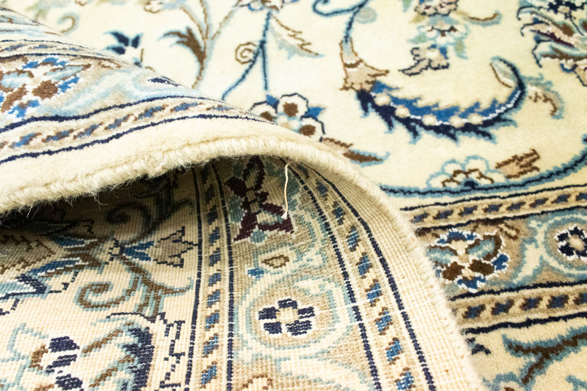 Tapis persan - Nain - 339 x 239 cm - blanc naturel