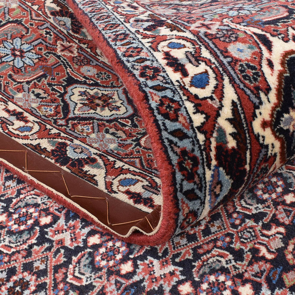 Tapis persan - Bidjar - 243 x 206 cm - rouille