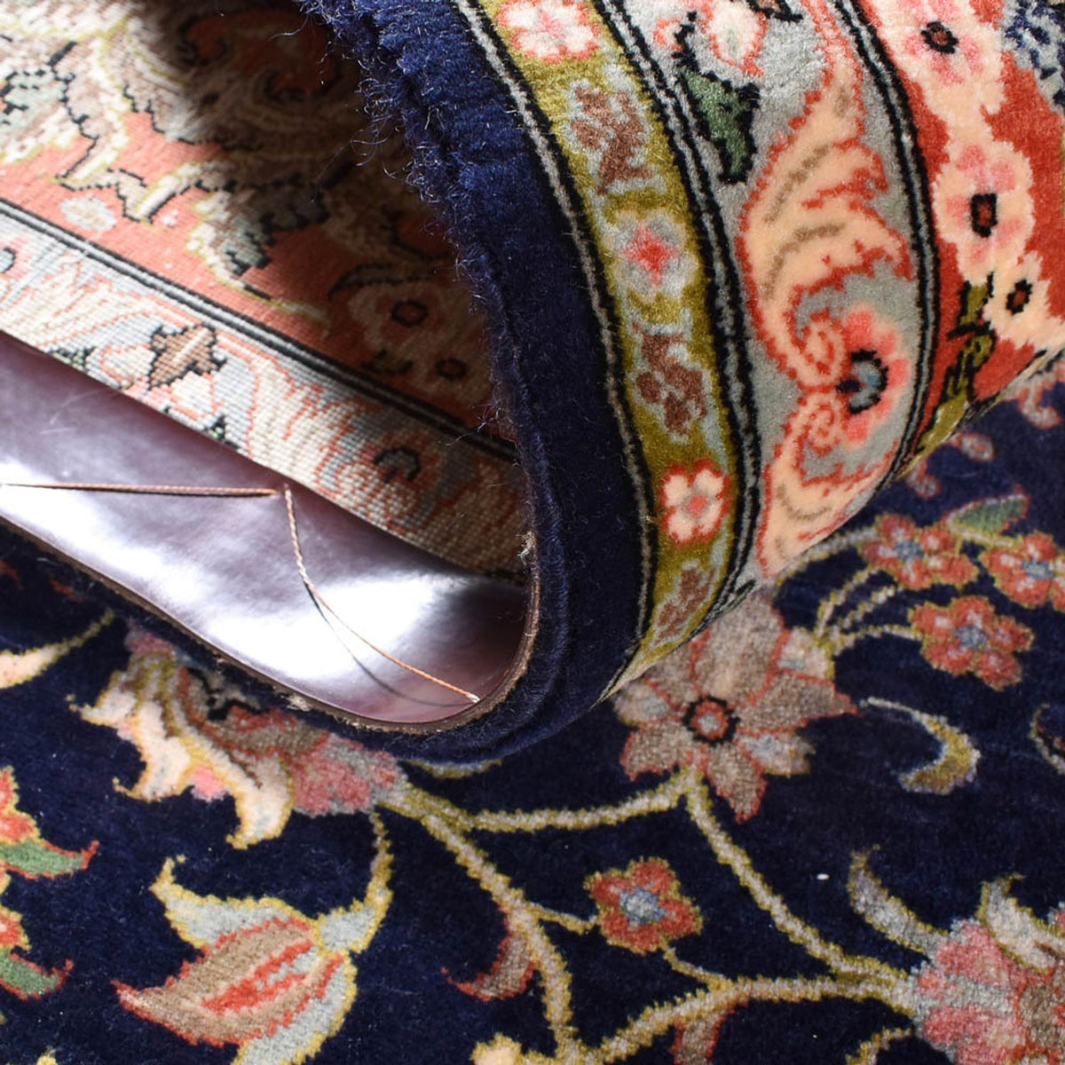 Tapis persan - Ghom - Royal - 194 x 137 cm - bleu foncé