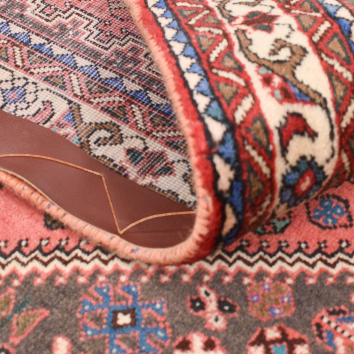 Tapis persan - Nomadic - 144 x 98 cm - rouge clair