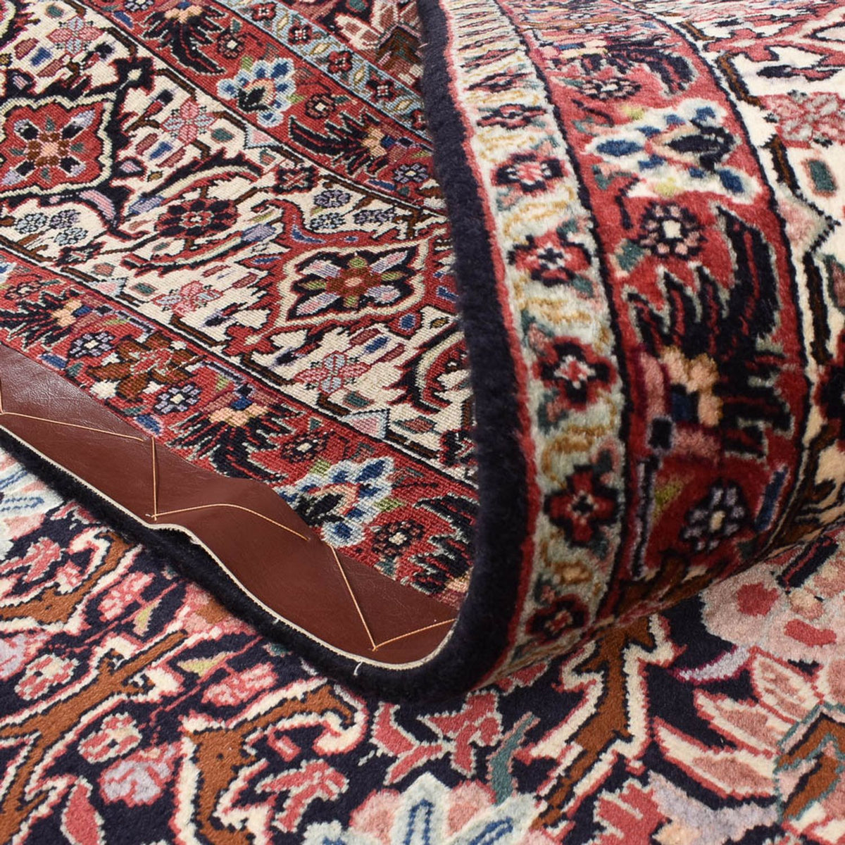 Tapis persan - Bidjar - 247 x 204 cm - rouge foncé