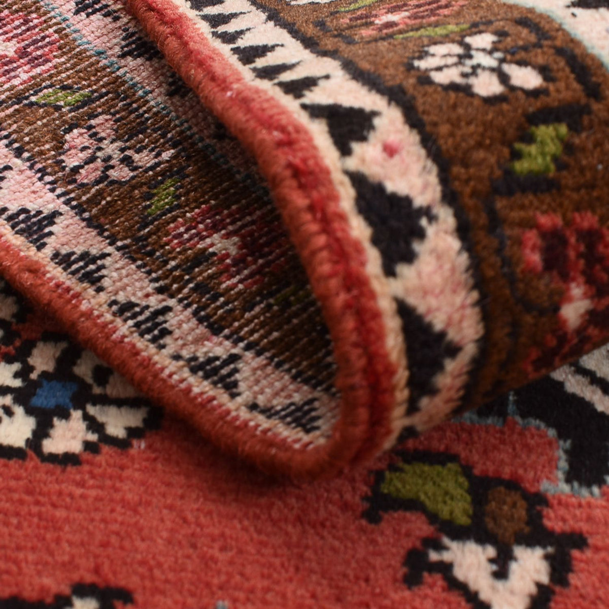 Tapis persan - Nomadic - 127 x 70 cm - rouge clair