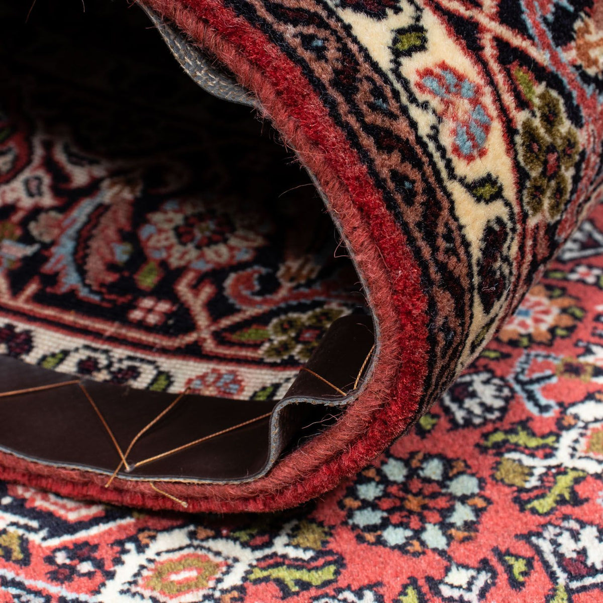 Tapis persan - Bidjar - 230 x 139 cm - rouge clair