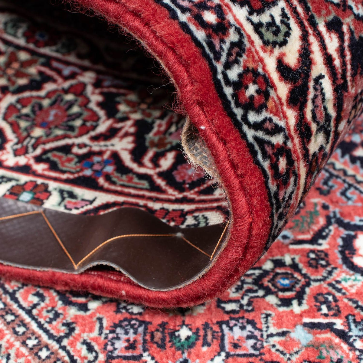 Tapis persan - Bidjar - 204 x 132 cm - rouge