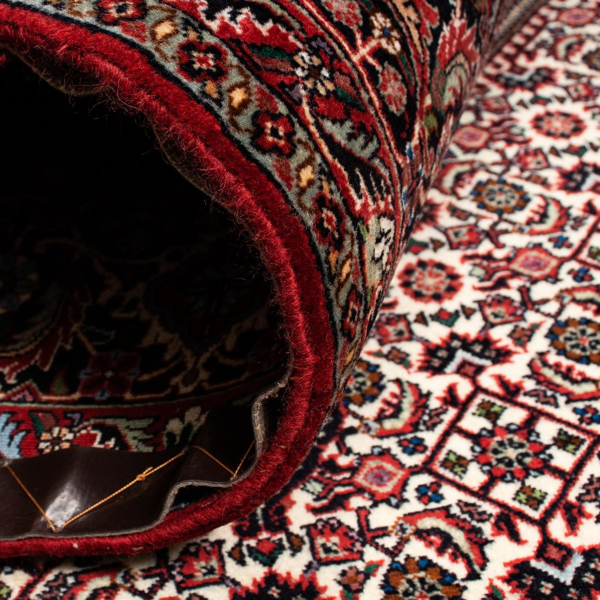 Tapis persan - Bidjar - 262 x 205 cm - rouge foncé