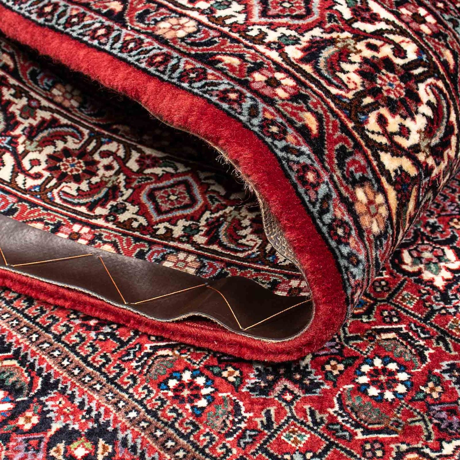 Tapis persan - Bidjar - 211 x 136 cm - rouge
