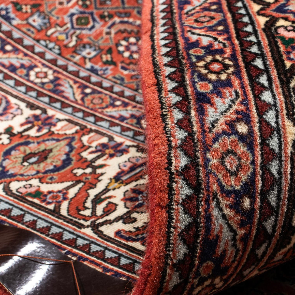 Tapis persan - Bidjar - 239 x 168 cm - rouge clair