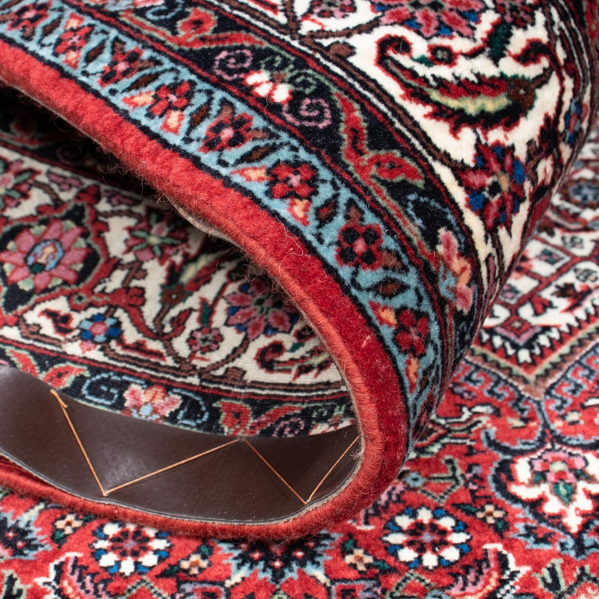 Tapis persan - Bidjar - 209 x 140 cm - rouge clair