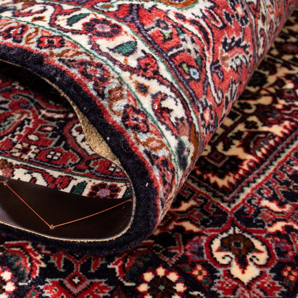 Tapis persan - Bidjar - 242 x 168 cm - rouge clair